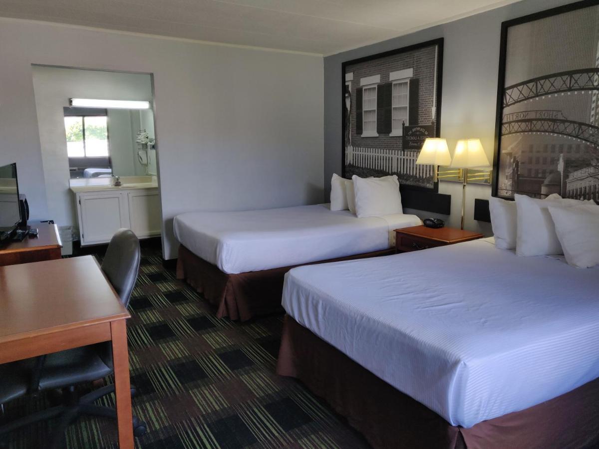 Sprucewood Inn Elyria Extérieur photo