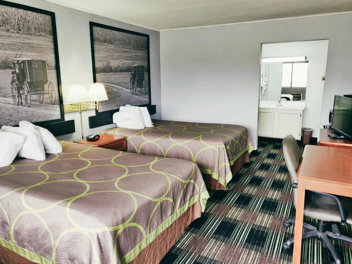 Sprucewood Inn Elyria Extérieur photo